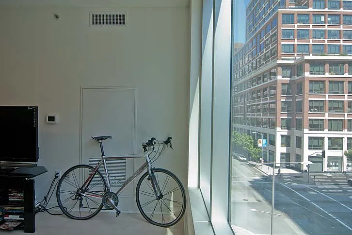 1 bed, 842 sqft, $5,950 — Photo 1