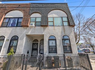 7719 Parsons Blvd, Fresh Meadows, NY 11366
