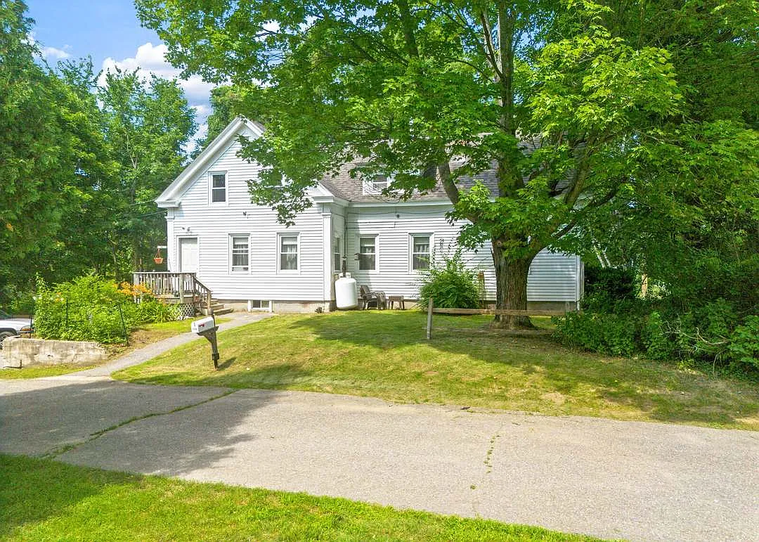 2 bed, $1,275 — Photo 1