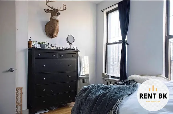 Rented by RENTBK LLC | media 5