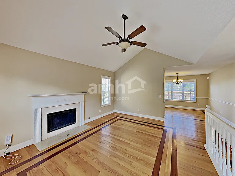 387 Moreland Cir — Photo 6