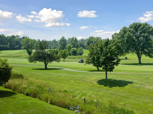 29102 Golf Ln, Lindstrom, MN 55045