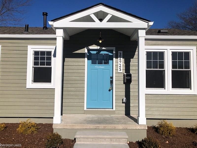 22925 Maxine St, Saint Clair Shores, MI 48080 Zillow
