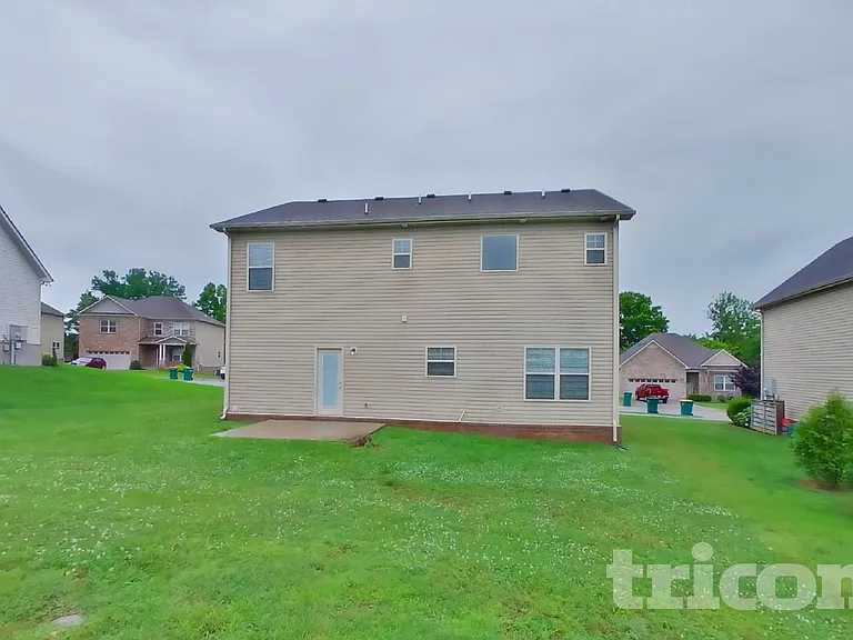 1031 Solomon Ln — Photo 17