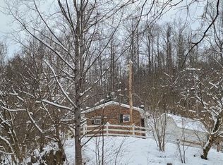 9086 Hayters Gap Rd, Abingdon, VA 24210