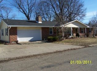 216 S Mill St, Olney, IL 62450