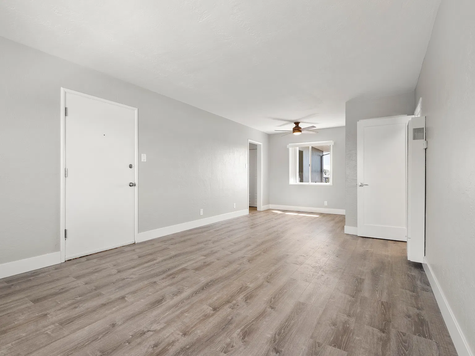 2 bed, 800 sqft, $2,495 — Photo 4