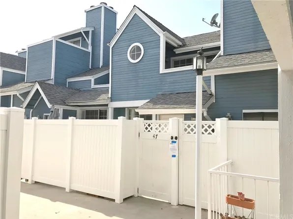 211 S Redwood Ave #B, Brea, CA 92821