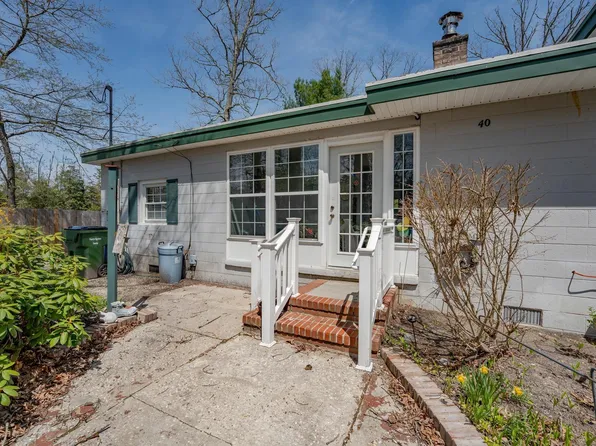 40 Somers Ave, Egg Harbor Township, NJ 08234