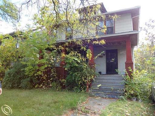 2nd image of 227 Tuxedo St