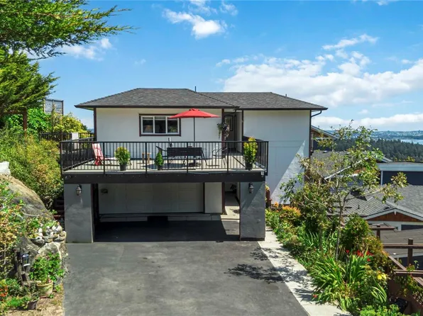 3403 Karger Ter, Colwood, BC V9C 3K4