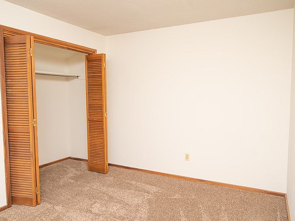 2nd image of 1312 Southwest Blvd APT 205