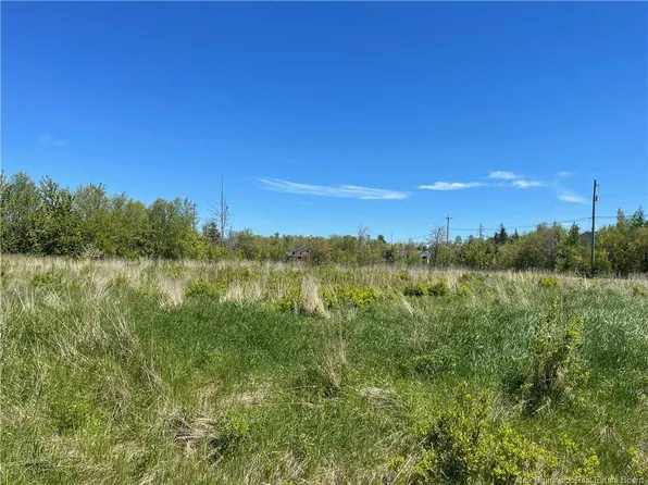 235 Pointe A Nicet Rd, Beaubassin East, NB E4P 0J5