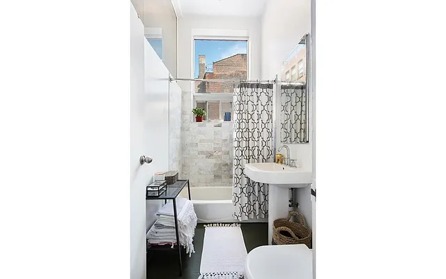 Rented by Douglas Elliman | media 6