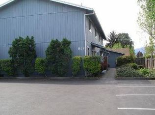 826 Bennett Ave APT D, Medford, OR 97504