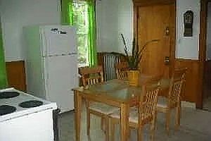 2nd floor eat-in-kitchen