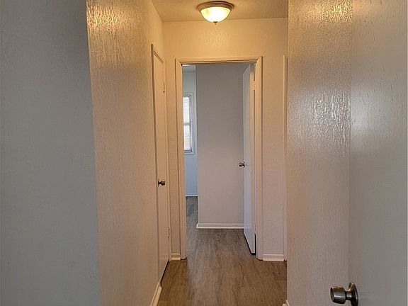 3rd image of 2042 Panamint St