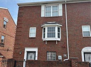 31 Downing St, Charleston, WV