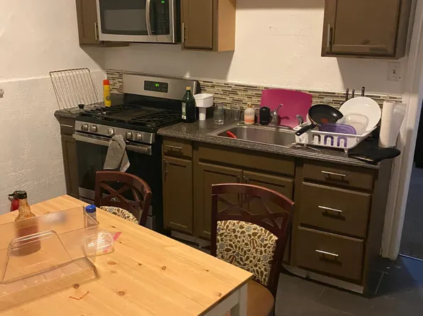 3217 Joe Hammer Sq, Pittsburgh, PA 15213