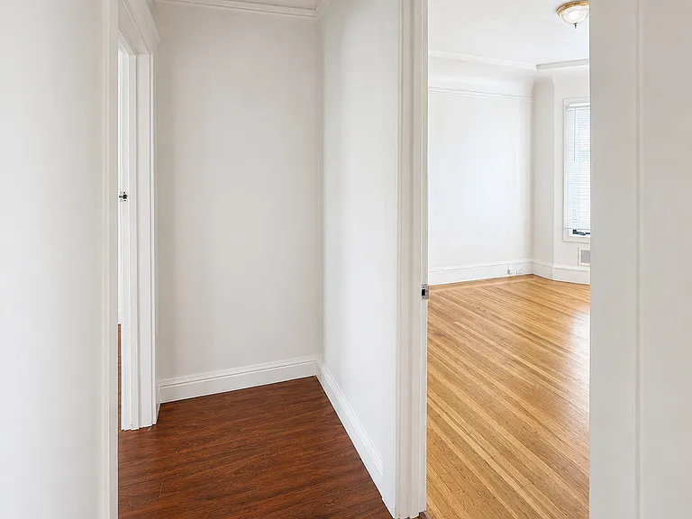 812 Taraval St #C — Photo 5