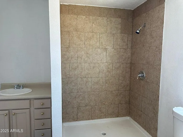 4204 S 343rd Ave — Photo 12
