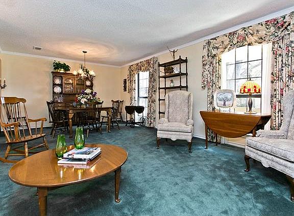4th image of 1909 Deerfield Dr