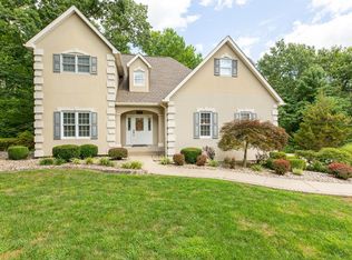 1701 Seminole Ln, Godfrey, IL 62035