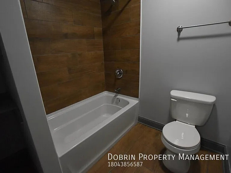 106 E Clay St #A — Photo 22