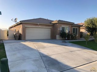 8117 Slider Dr, Bakersfield, CA 93313
