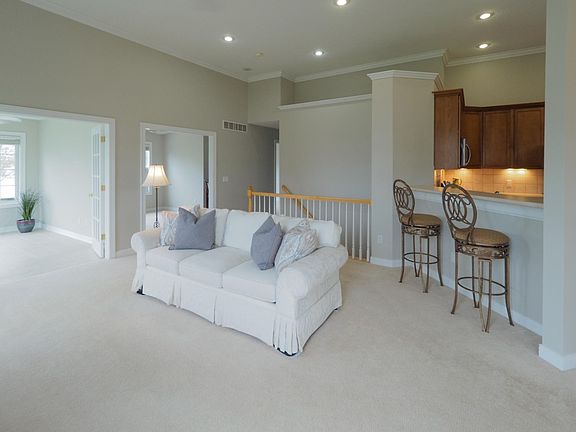 8879 Tamarisk Circle-105