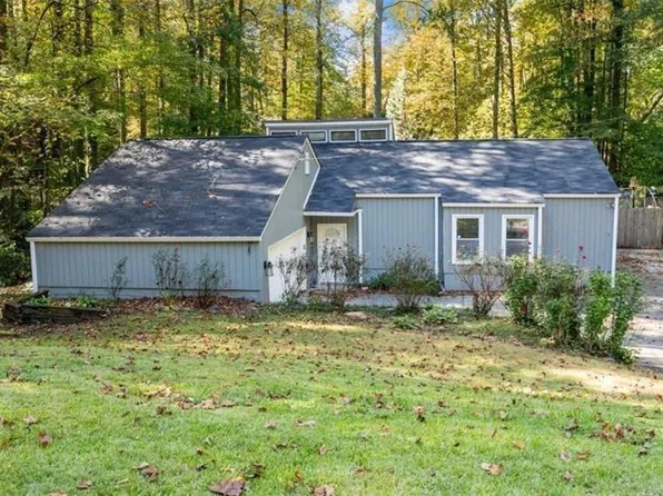 3053 Oak Dr, Marietta, GA 30066