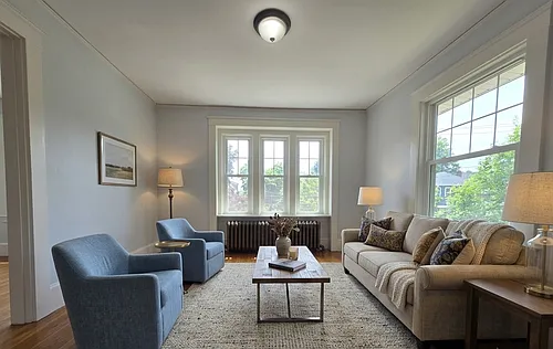 19 Rowe St #2 Photo 1