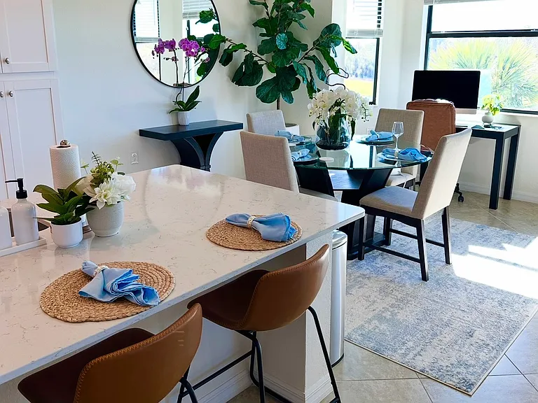 17520 Gawthrop Dr #405 — Photo 3
