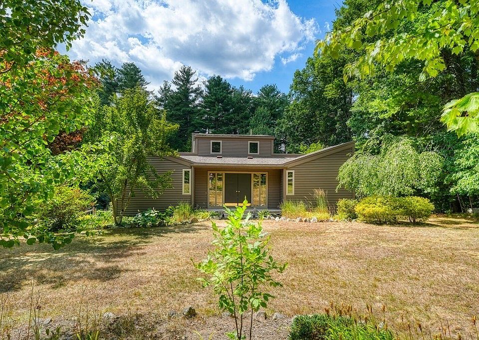 199 Farm St, Millis, MA 02054 Zillow