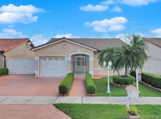 1023 SW 142nd Pl, Miami, FL 33184