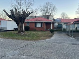 34 Laura Street, Robbinsville, NC 28771