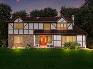 36 Willow Tree Rd, Monsey, NY 10952