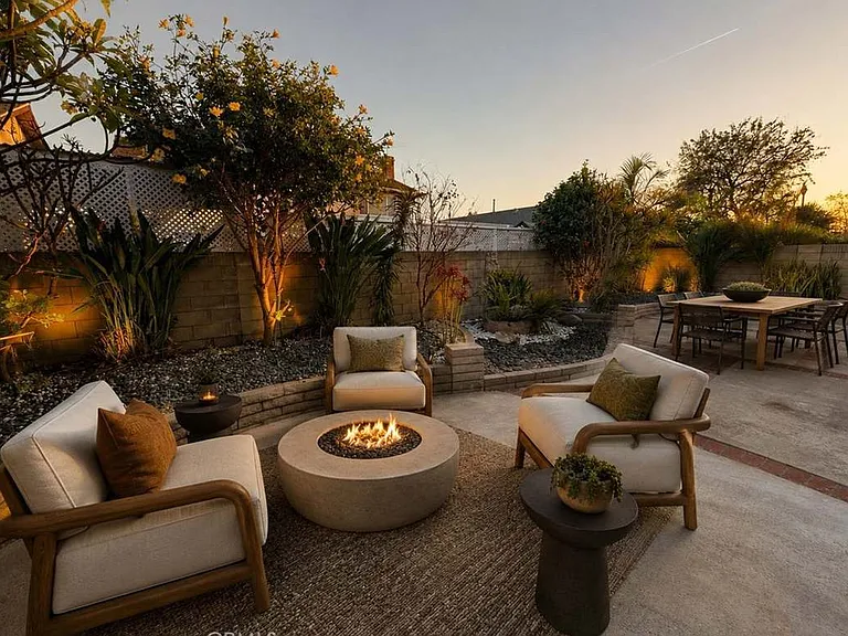 14222 Enfield Cir — Photo 12