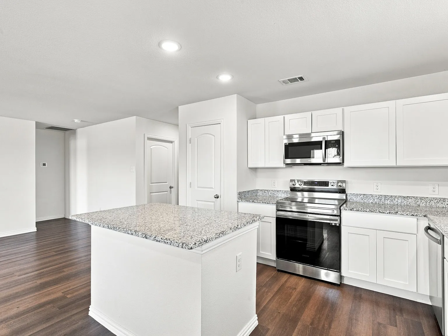 413 East Hull Street, Denison 75021 - 1 — Photo 4