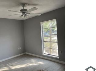 8127 Dry Canyon Trl, Live Oak, TX 78233