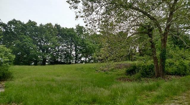 2nd image of 5407 NW Hillside Dr