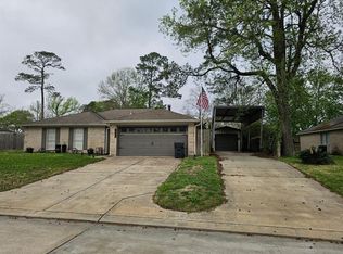 12507 River Bend Dr, Mont Belvieu, TX 77523