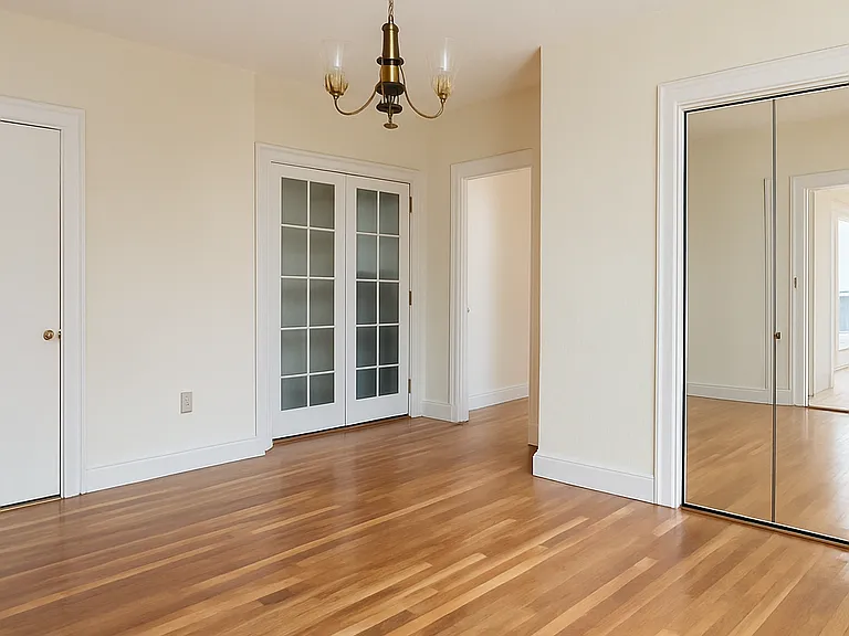 223 Main St #1 — Photo 3