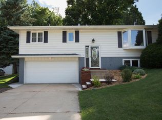 2717 17th Ave NW, Rochester, MN 55901