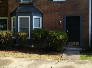 8093 Woodlake Dr, Riverdale, GA 30274