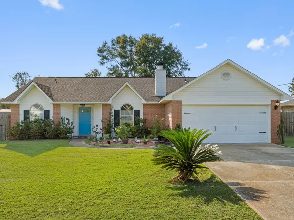 5732 Dove Dr, Pace, FL 32571