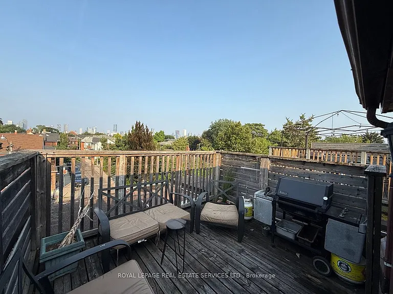 263 Grace St #2 — Photo 16