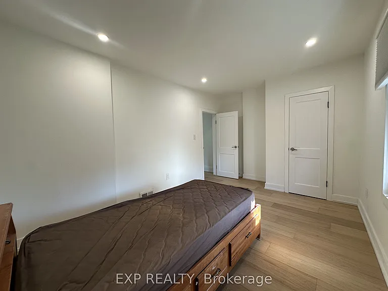 926 Greenwood Ave — Photo 18