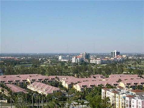 3rd image of 19400 Turnberry Way APT 1112