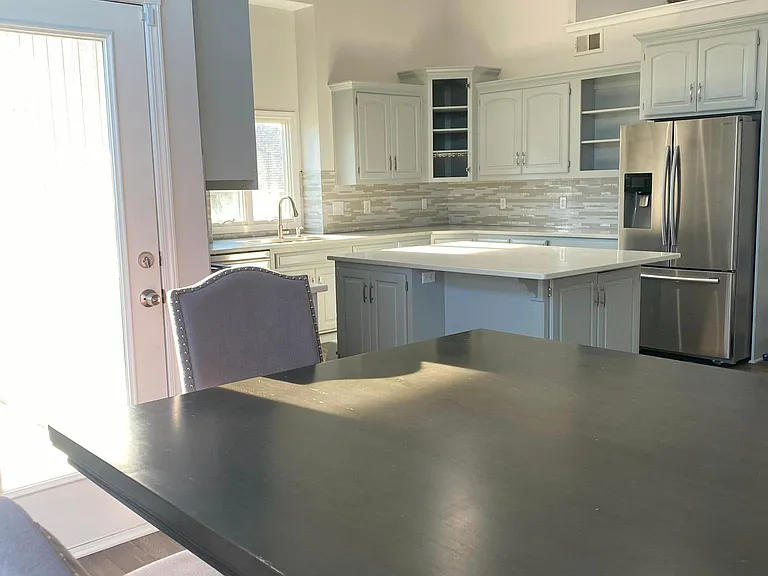 5101 NW 57th Pl — Photo 10
